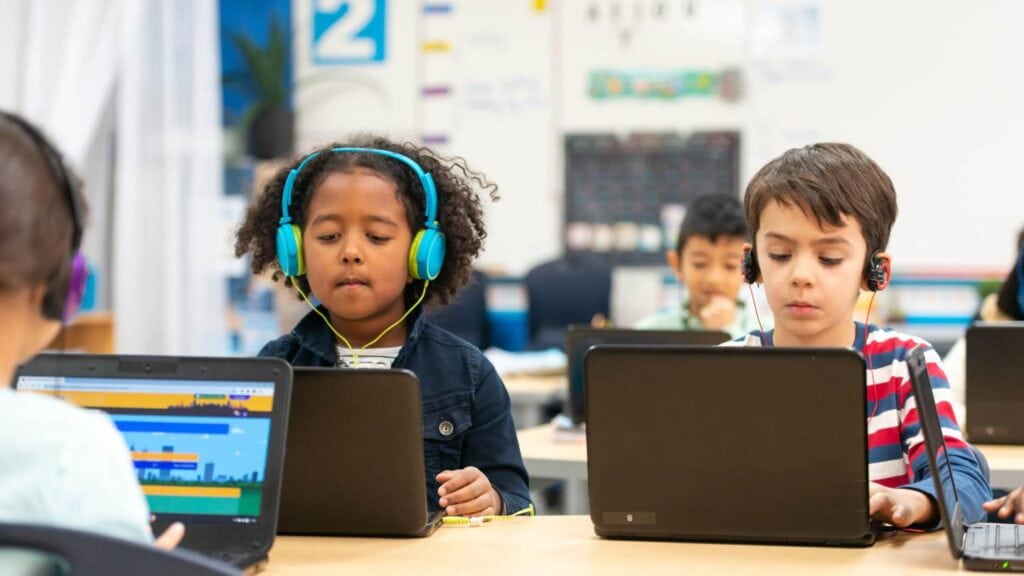how can classroom technology support multicultural education